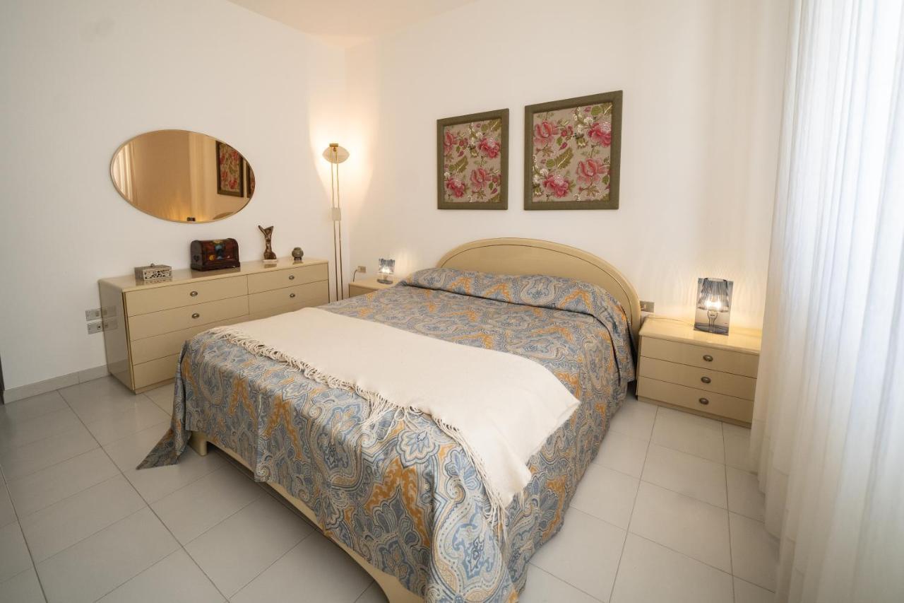 Suite Leone Martina Franca Exteriör bild